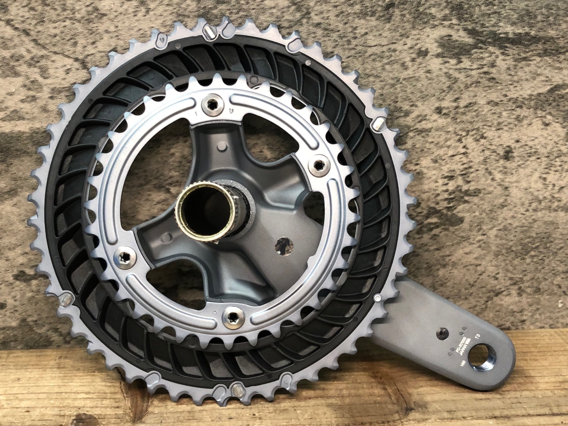 シマノ 105 FC‐R7000 クランクセット ナローワイド スプロケット付き シマノ（SHIMANO） 105 クランクセット FC-R7000 2x11S 165mm チェーン