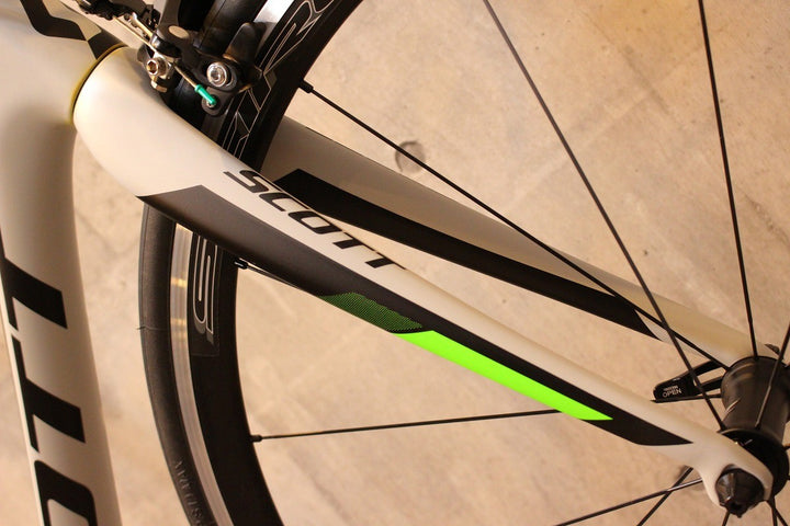 スコット SCOTT ソレイス SOLACE 30 2017モデル L シマノ 105 5800 11S カーボン ロードバイク【名古屋店】