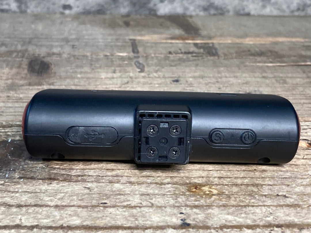 IZ932 ヌービーム nubeam NB-600J テールライト