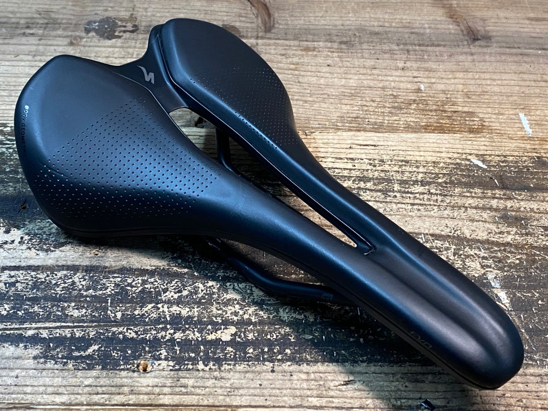IZ901 スペシャライズド SPECIALIZED ROMIN EVO サドル 黒 155mm HOLLOW Tiレール ※クラックの疑いのためジャンク