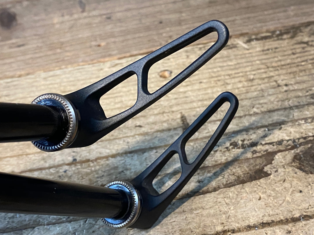 JP384 DTSWISS スルーアクスルF121mm ピッチ1.5mm / R 163mm ピッチ1.5mm 前後セット