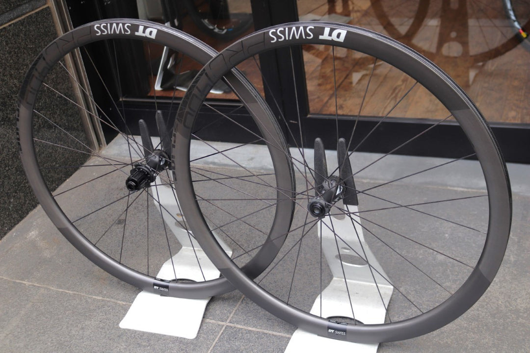 DT SWISS PRC 1400 SPLINE DB 35 カーボン チューブレス ホイールセット シマノ12/11S ワイドリム 18C –  BICI AMORE ONLINE STORE