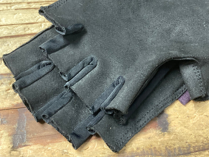 KM735 パスノーマルスタジオ PAS NORMAL STUDIOS LOGO RACE MITT 指切りグローブ 黒 S