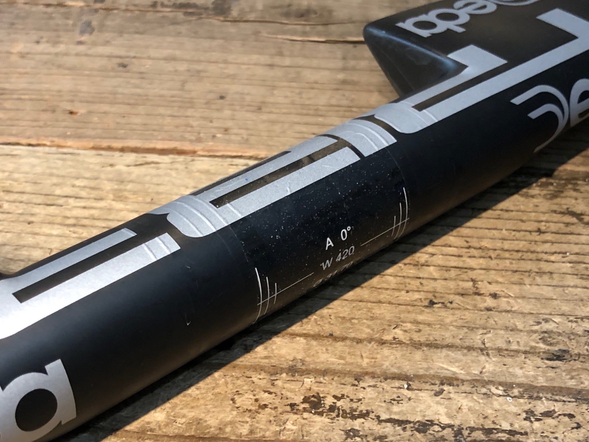 JT348 デダ Deda TRIBAR カーボン ブルホーンハンドル エンド部外-外