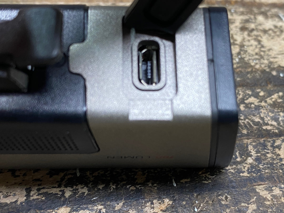 JH549 ボントレガー BONTRAGER ION COMP R フロントライト ※Blendr ステムマウント付属、点灯確認済