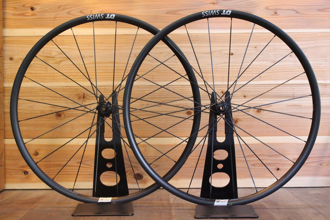 DT SWISS P1800 SPLINE 23 DB アルミ チューブレスレディ ディスク ホイールセット シマノ 11S/12S 内幅20mm 【名古屋店】