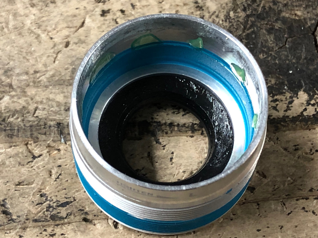 JS282 シマノ SHIMANO BB-UN300 ボトムブラケット スクエアーテーパー 68mm 113mm