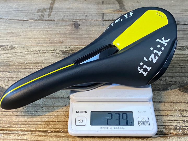 JS941 フィジーク fizik アンタレス ANTARES R3 OPEN サドル 黒 黃 Kiumレール