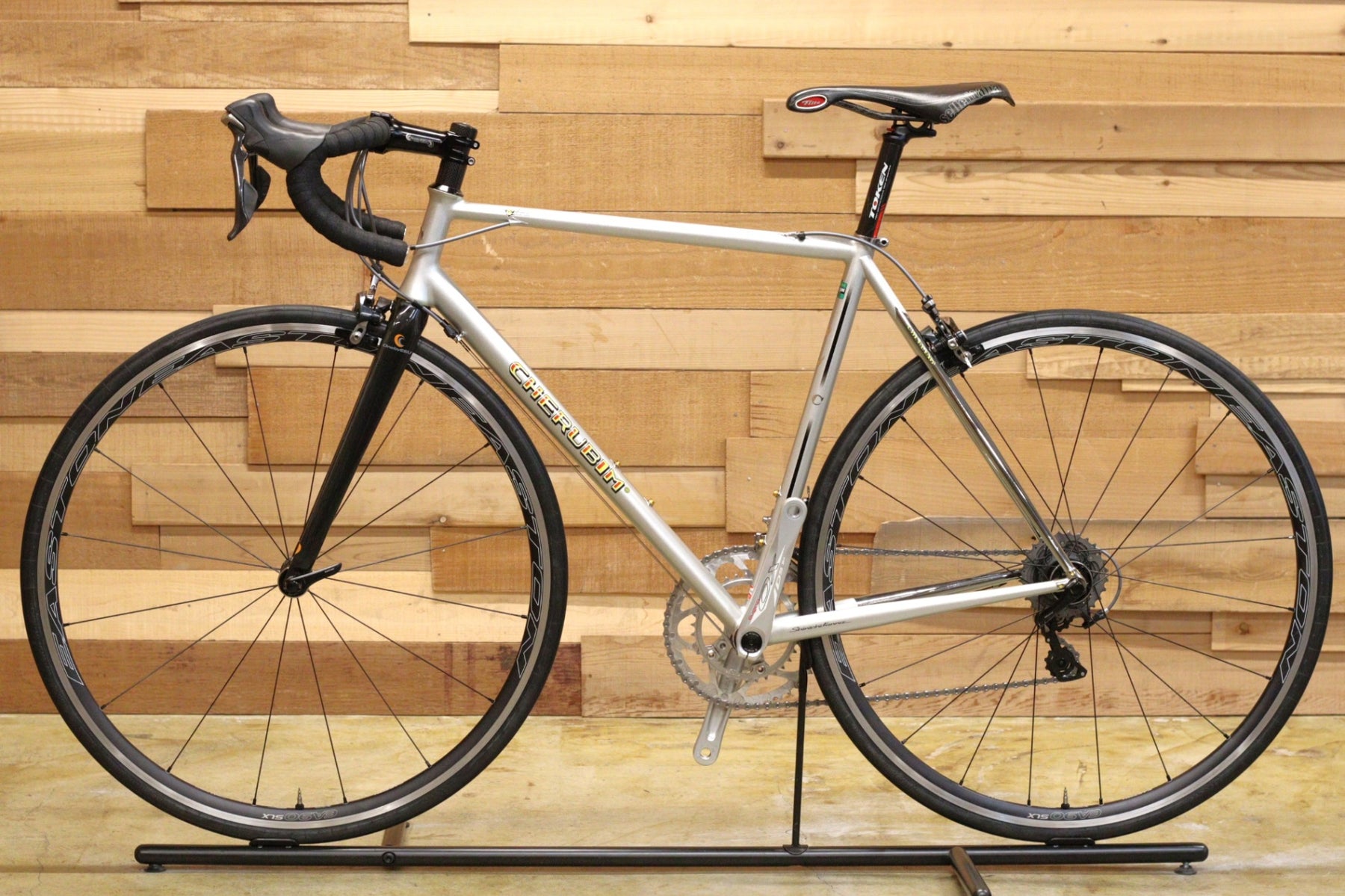 ケルビム CHERUBIM クロスオーバル CROSS OVAL シマノ デュラエース