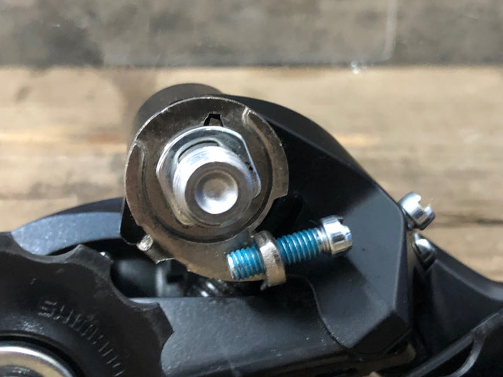 JQ572 シマノ SHIMANO SORA RD-R3000 リアディレイラー 9S