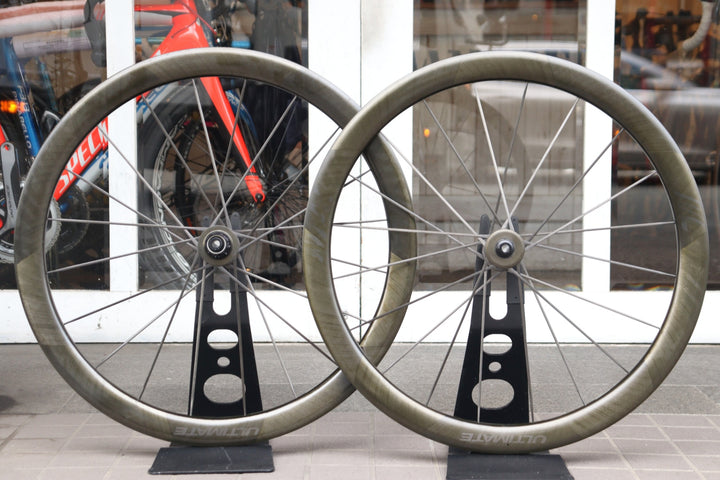 【鬼ベアリング換装！】マヴィック MAVIC COSMIC ULTIMATE 45 DISC UST カーボン チューブレスレディ ホイールセット シマノ11S/12S 19C 【横浜店】