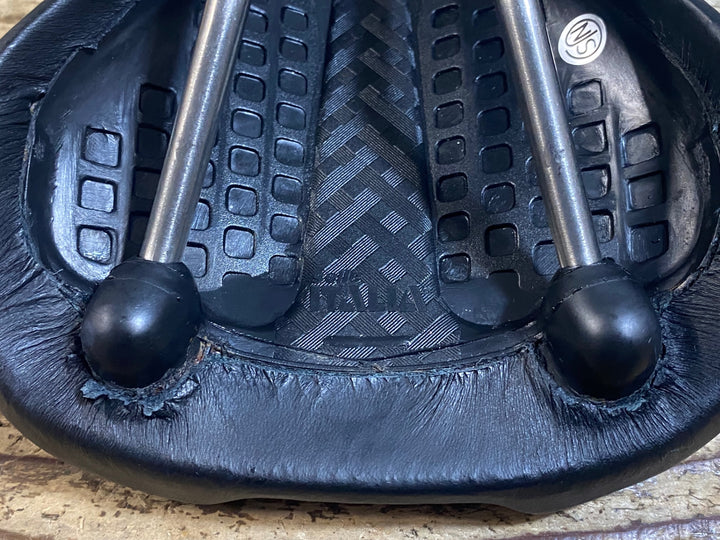 KK571 セライタリア selle italia フライト Flite titanium サドル 黒 チタンレール