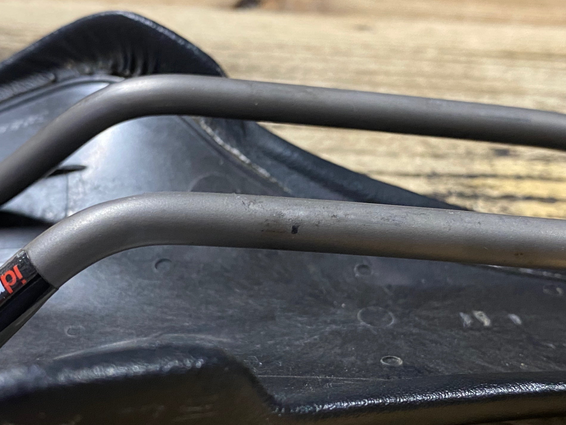 JX256 セライタリア selle italia SLR サドル チタンレール 132mm ※傷