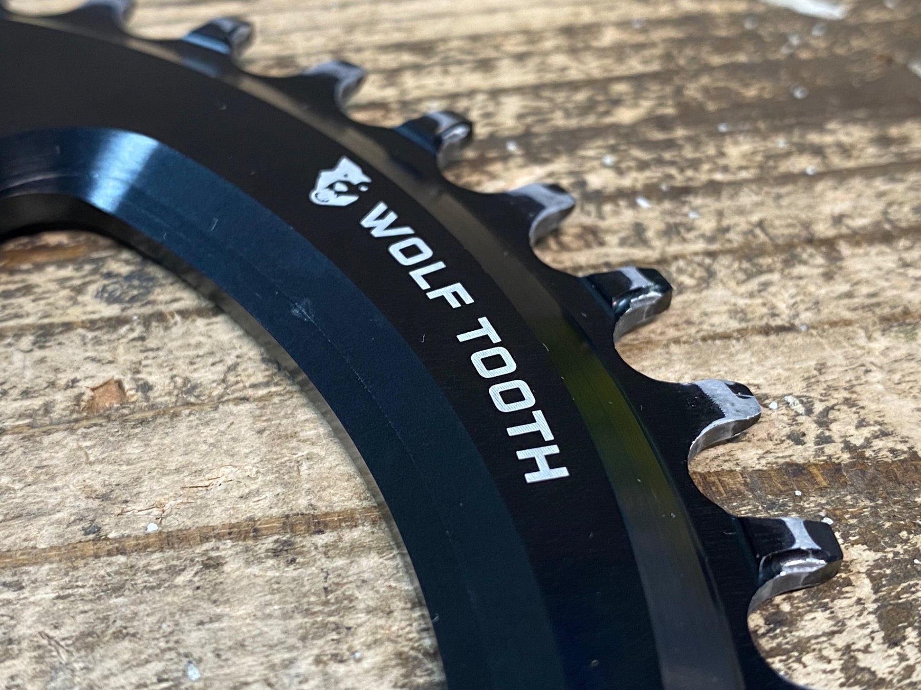 JH106 ウルフトゥース WOLFTOOTH DROP STOP B GR8 楕円チェーンリング
