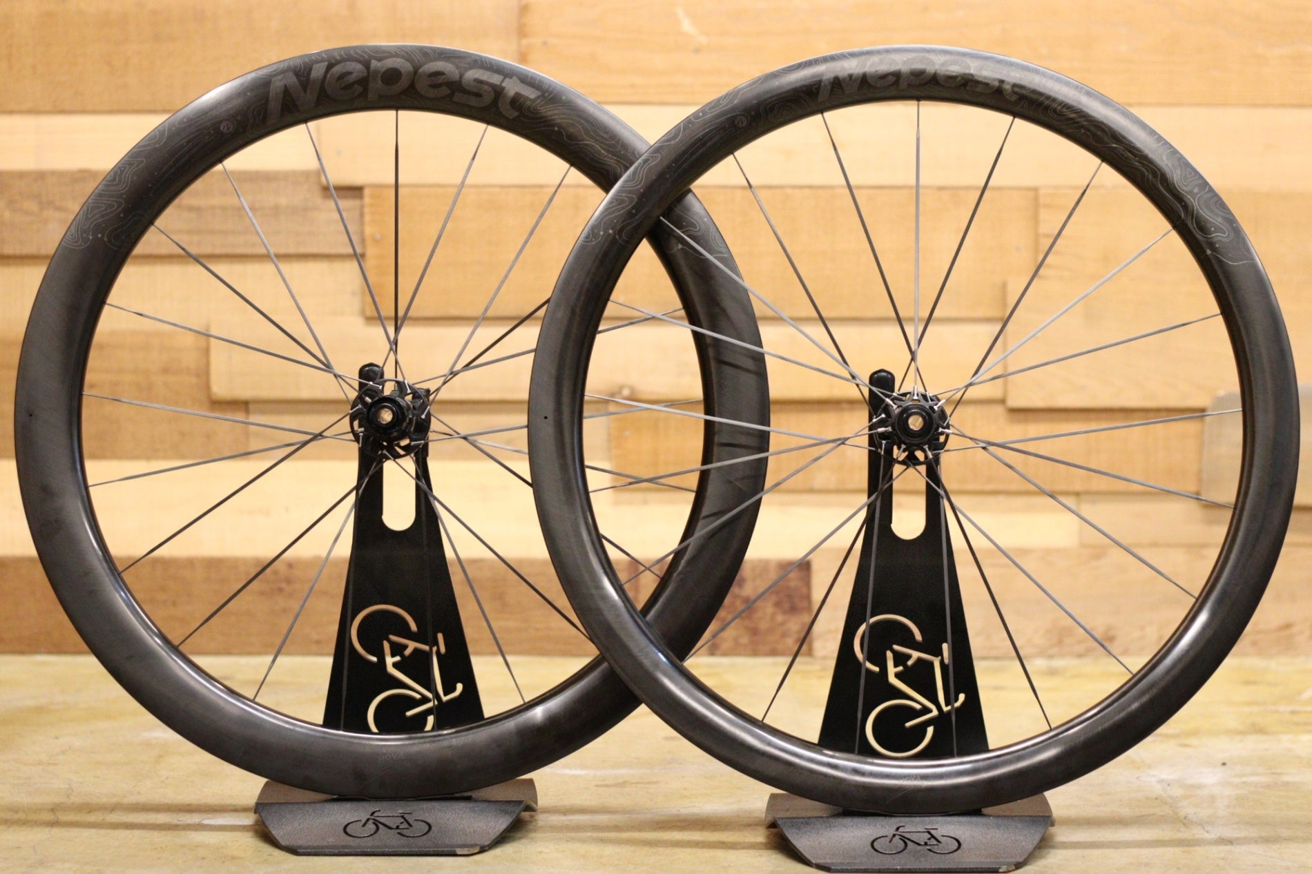 ネペスト NEPEST ノヴァ NOVA X 45/55 カーボン チューブレスレディ