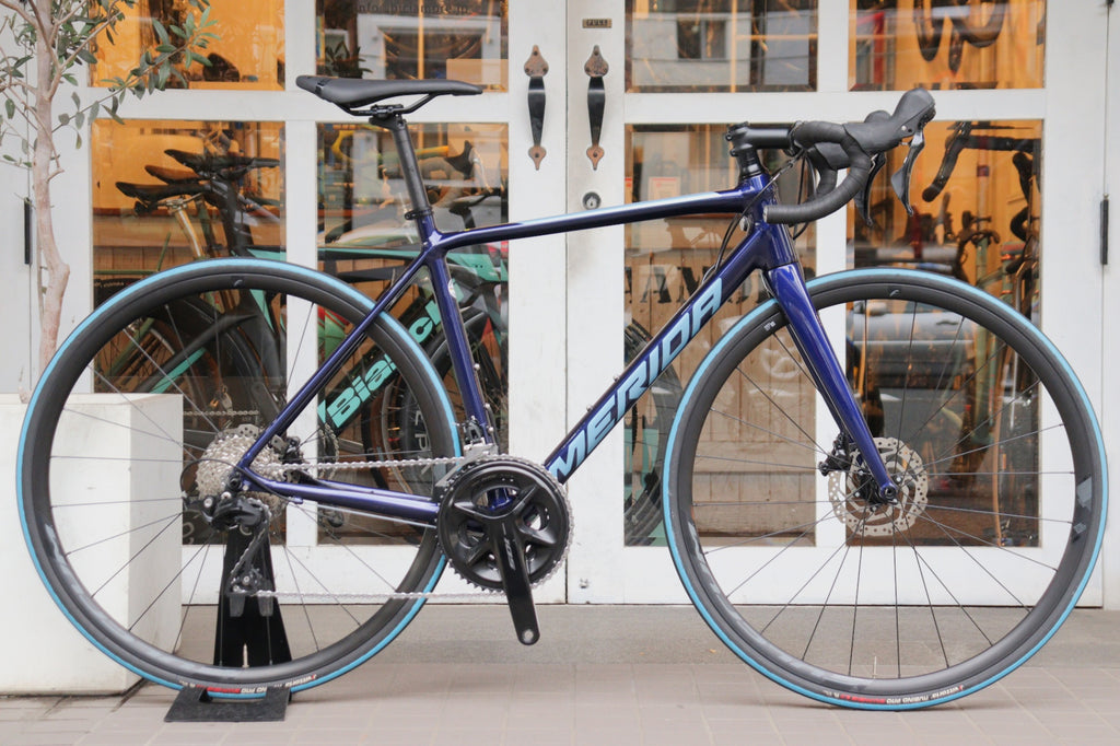 メリダ　スクラトゥーラ700 ロードバイク Shimano105 50cmサイズ メリダ MERIDA スクルトゥーラ SCULTURA 700 2024モデル 50サイズ