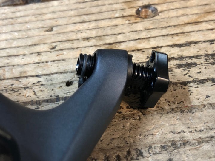 JR379 シマノ SHIMANO ULTEGRA BR-R8010-RS キャリパーブレーキ