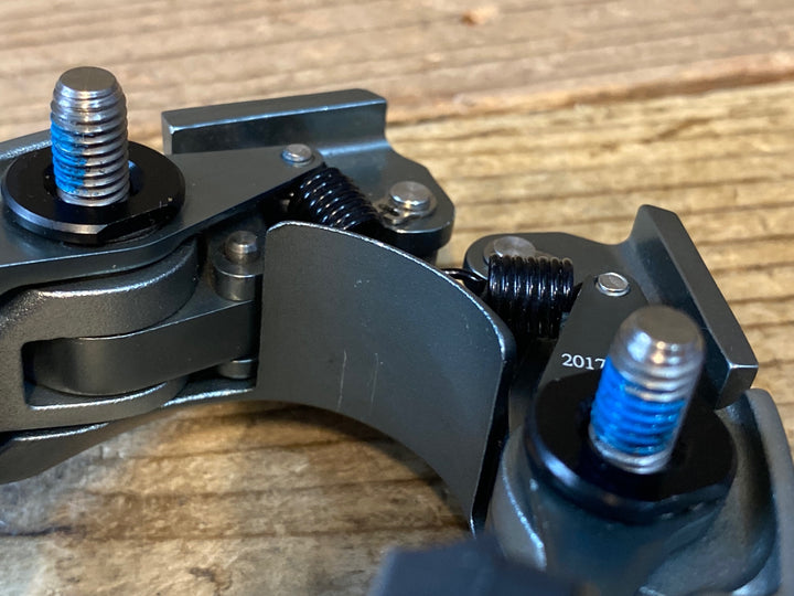 JT995 トレック TREK MADONE 9 キャリパーブレーキ セット