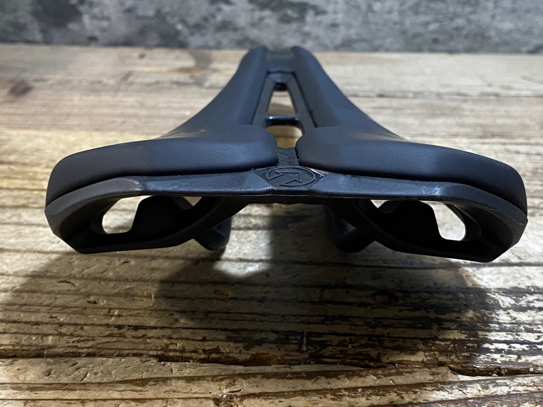 KK772 シマノ SHIMANO PRO TURNIX サドル 黒 inoxレール 142mm