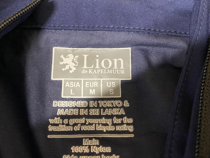 KA759 リオンドカペルミュール Lion de KAPELMUUR 長袖 ウインドブレイカー 濃紺 L ※芳香剤臭