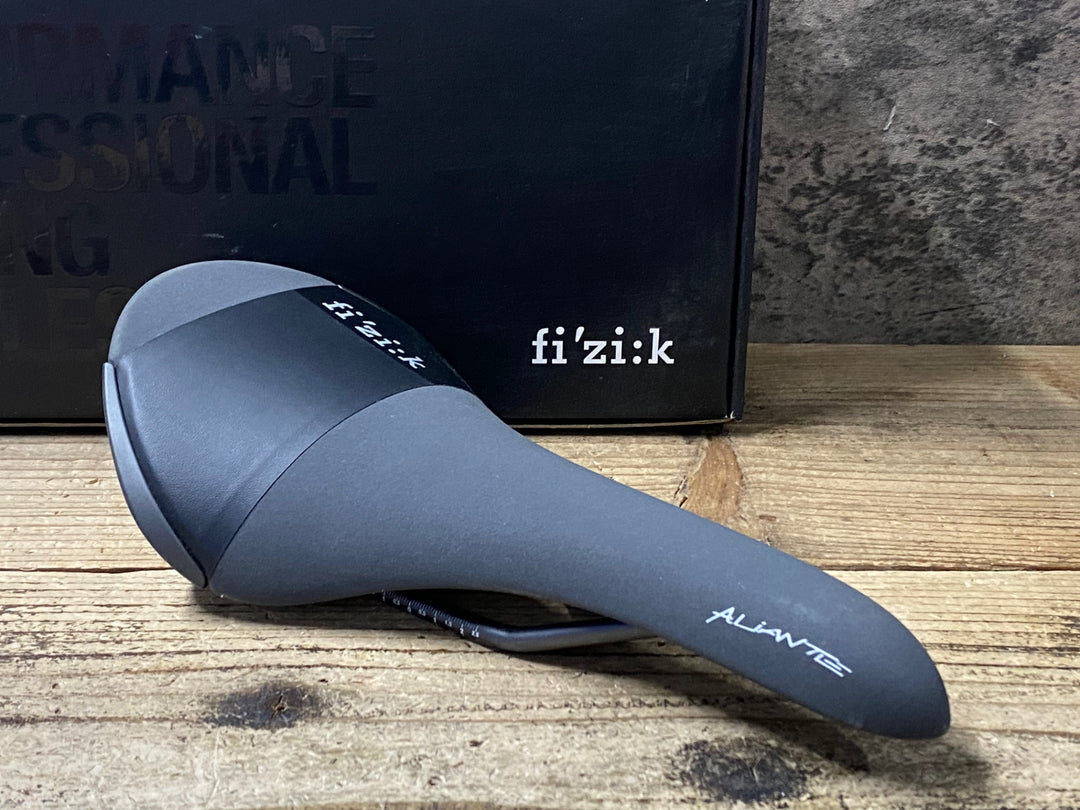 KL929 フィジーク fizik ALIANTE R3 Regular サドル KIUMレール