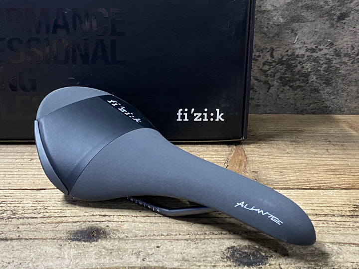 KL929 フィジーク fizik ALIANTE R3 Regular サドル KIUMレール