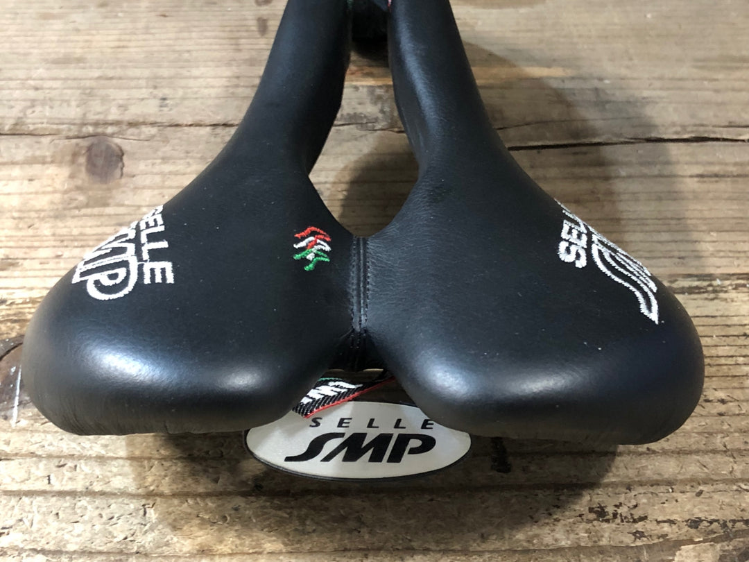 JZ343 SELLE SMP プラス PLUS サドル 黒 inox tubeレール