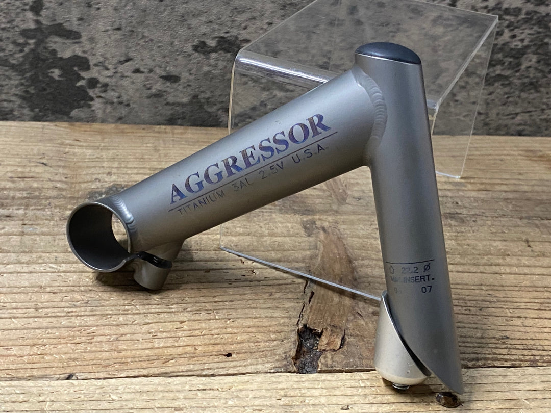 KJ079 ITM AGGRESSOR TITANIUM 3AL スレッドステム Φ25.8 120mm