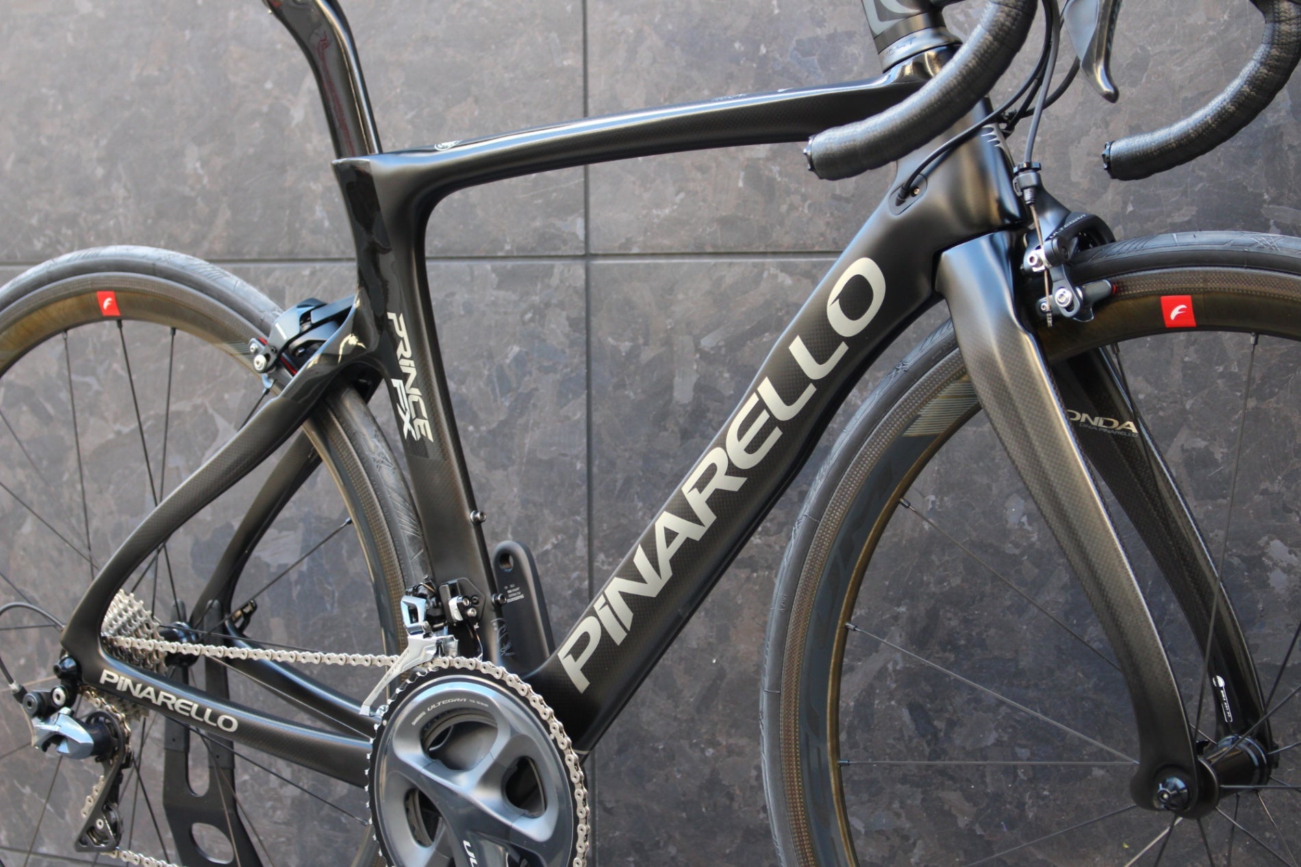 ピナレロ PINARELLO プリンス PRINCE FX 2019 500サイズ シマノ