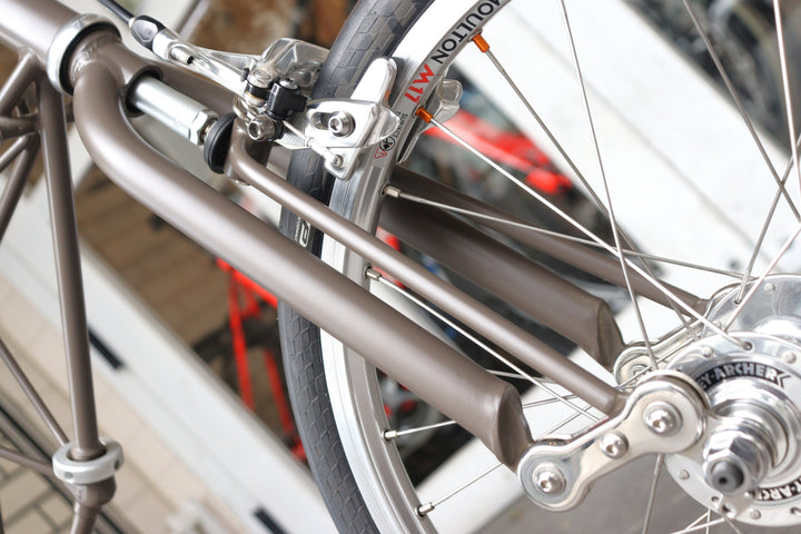 アレックス モールトン ALEX MOULTON アールグレイ EARL GREY 1866 BROOKS 150周年記念モデル SRAM 内装2S 完成車 【横浜店】