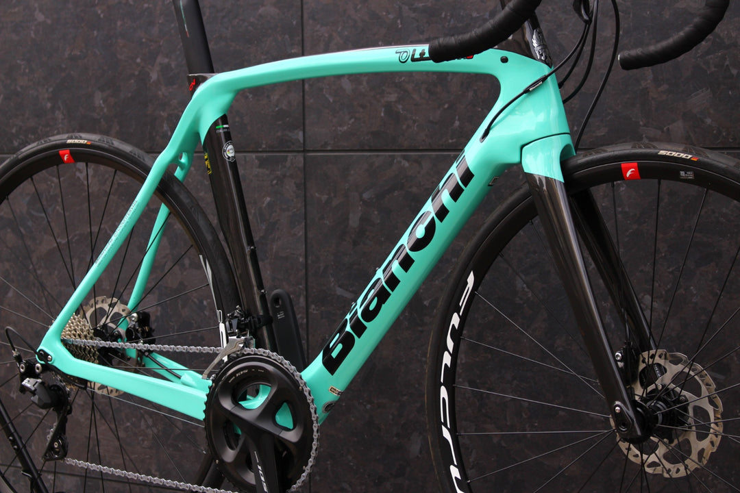 ビアンキ BIANCHI オルトレ ディスク OLTRE XR3 DISC 2021 57サイズ シマノ 105 R7020 カーボン ロードバイク 【福岡店】