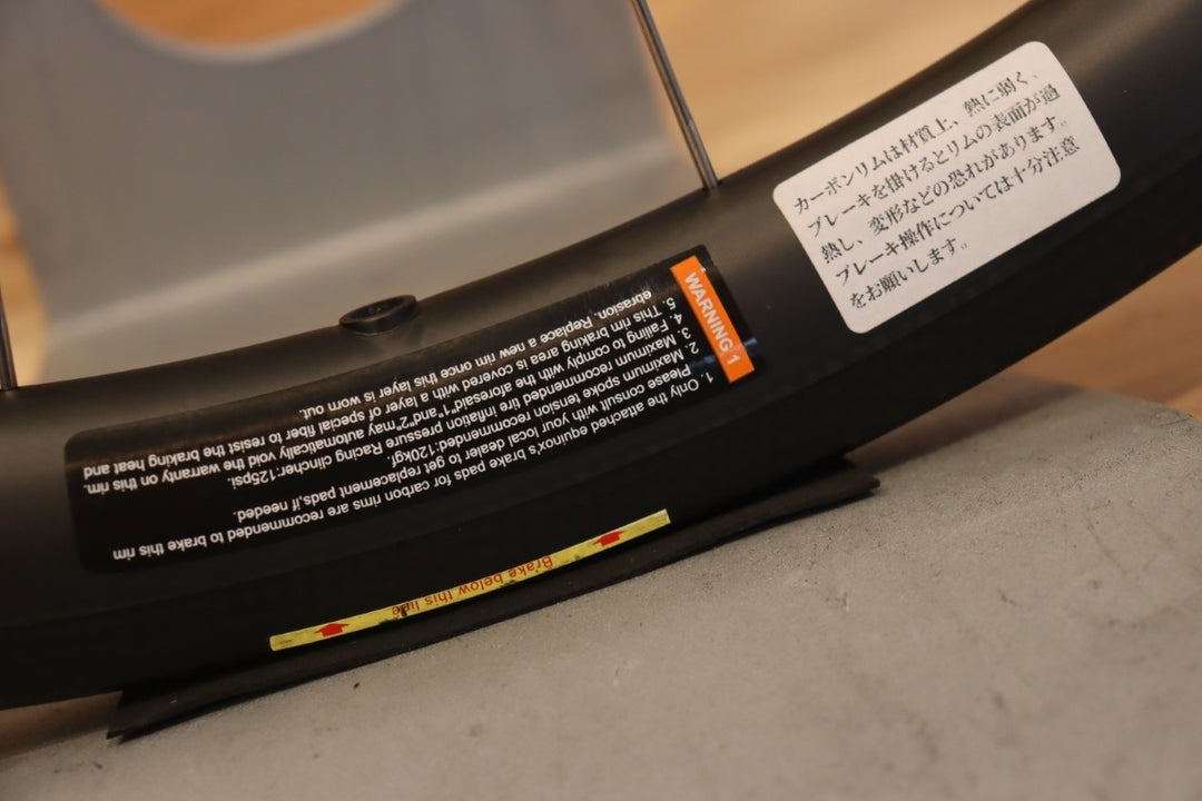 TNI 35TLリム エボリューションライトハブ SAPIMスポーク使用 ハンドビルド カーボン チューブレス フロントホイール 19C 【千葉店】