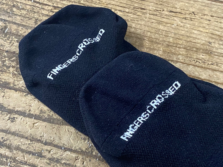 KM727 フィンガークロスド FINGERSCROSSED Aero Logo Black エアロソックス M 黒