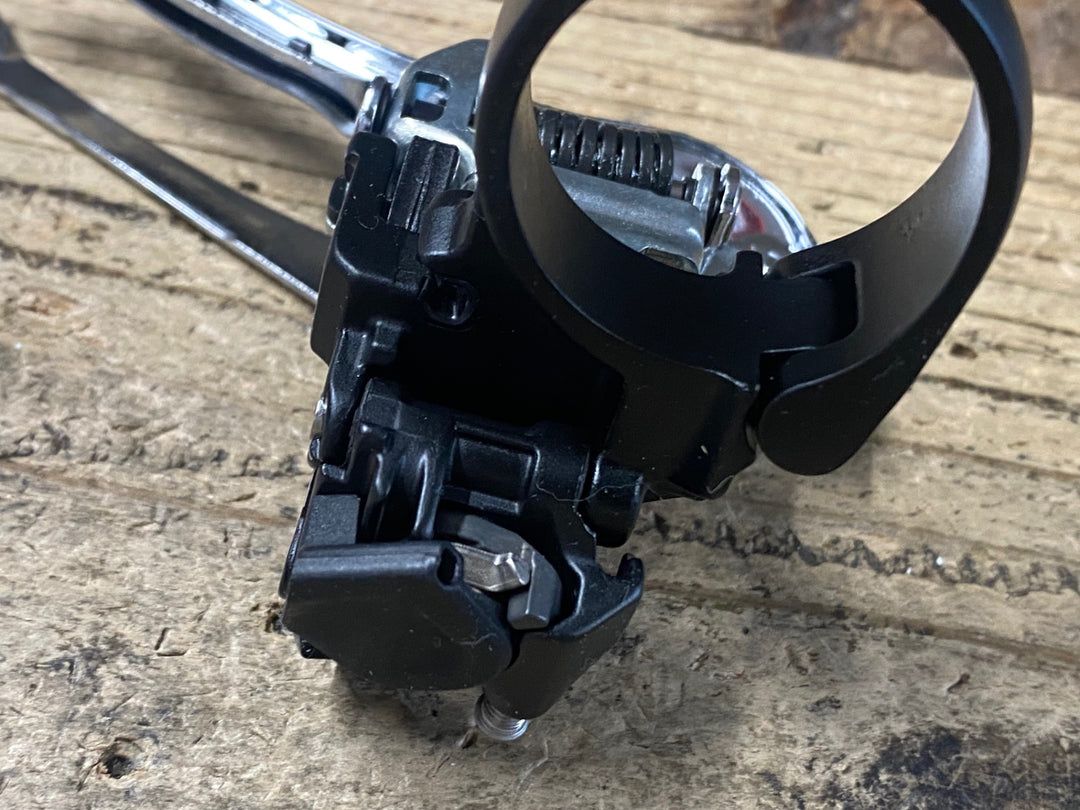 KA794 シマノ SHIMANO 105 FD-R7000 フロントディレイラー バンド式 Φ31.8 2S