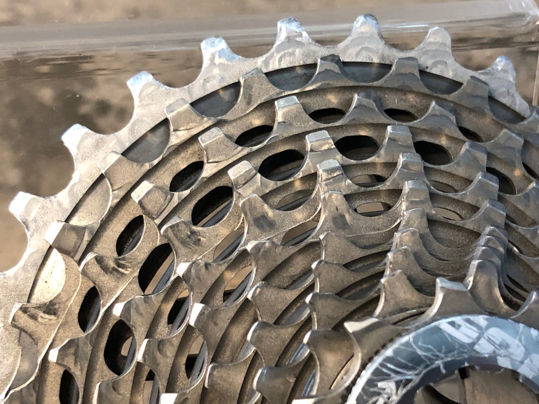 JP435 スラム SRAM レッド RED XG1190 スプロケット 11-30T 11S
