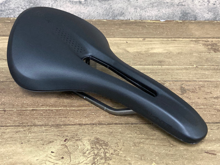JY187 フィジーク fizik ALIANTE R3 TEMPO サドル KIUMレール 155mm