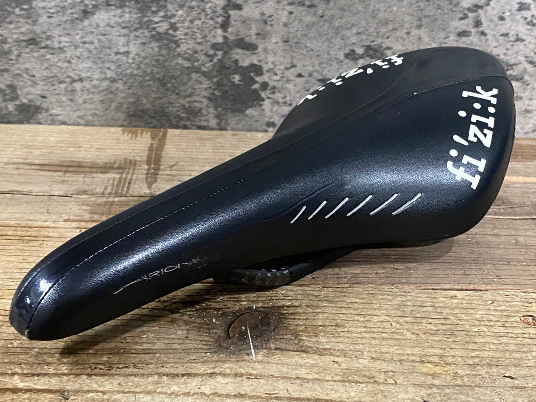 KC721 フィジーク fizik アリオネ ARIONE TRI2 サドル 黒 カーボンレール 130mm