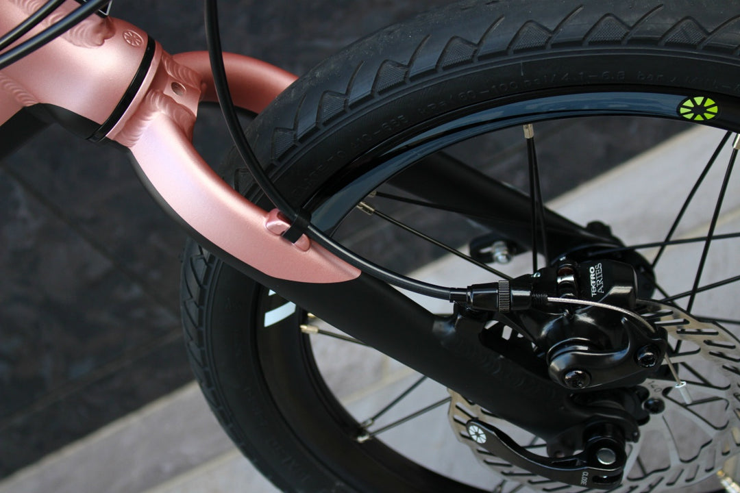 ダホン DAHON K9X 限定カラー PURITY PINK 2025年モデル 9S 16インチ アルミ ミニベロ 【福岡店】