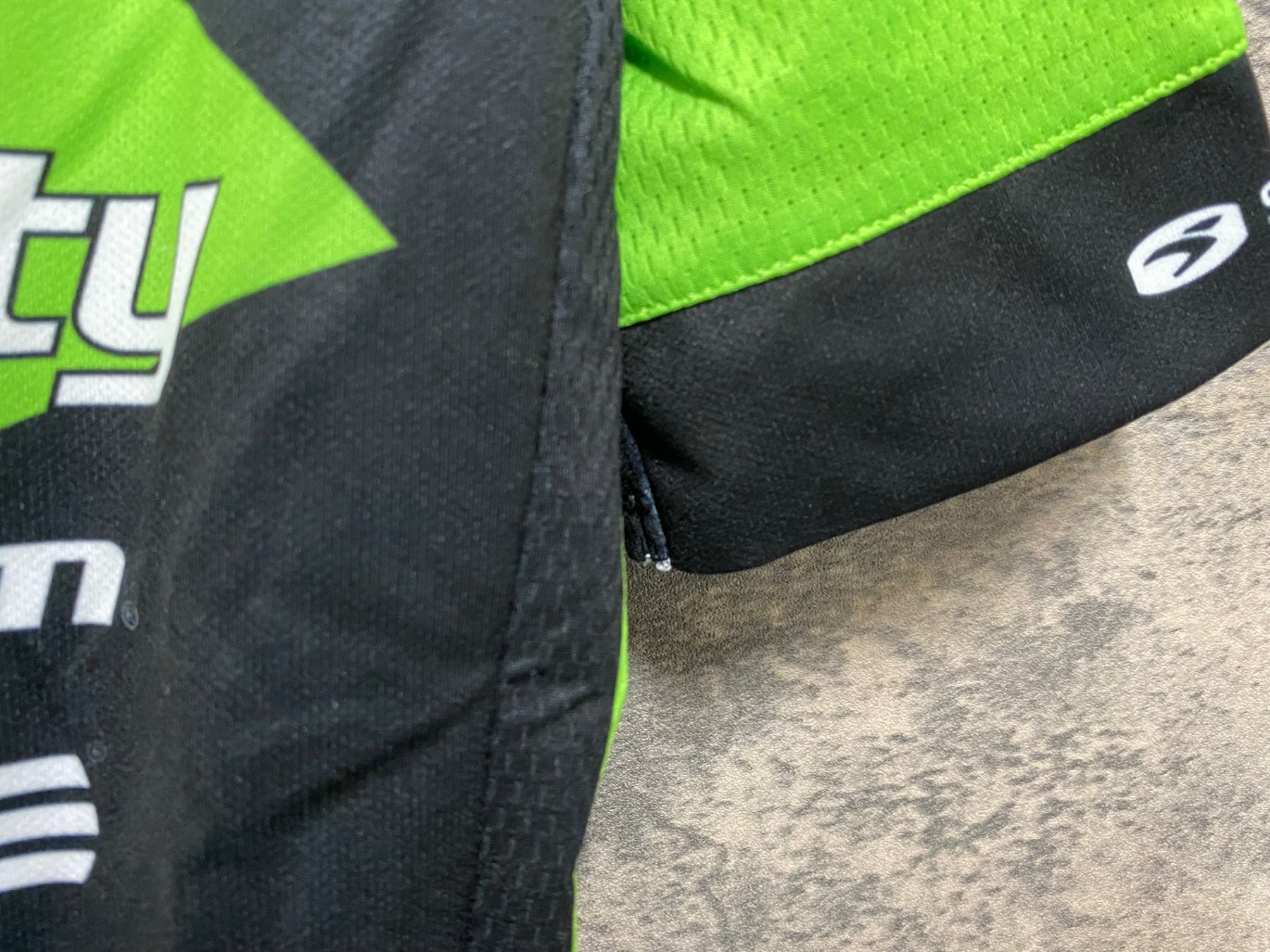 JS450 スゴイ SUGOI 半袖 サイクルジャージ 緑 M CANNONDALE – BICI