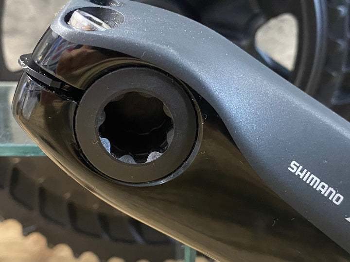 JX042 シマノ SHIMANO 105 FC-R7000 クランクセット 165mm 52/36T