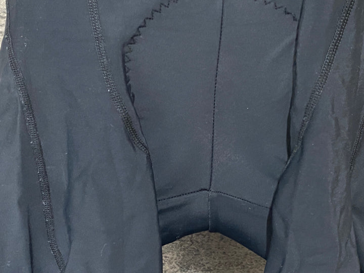 KB237 パールイズミ PEARL iZUMi ビブショーツ 黒 L ※ロゴ劣化
