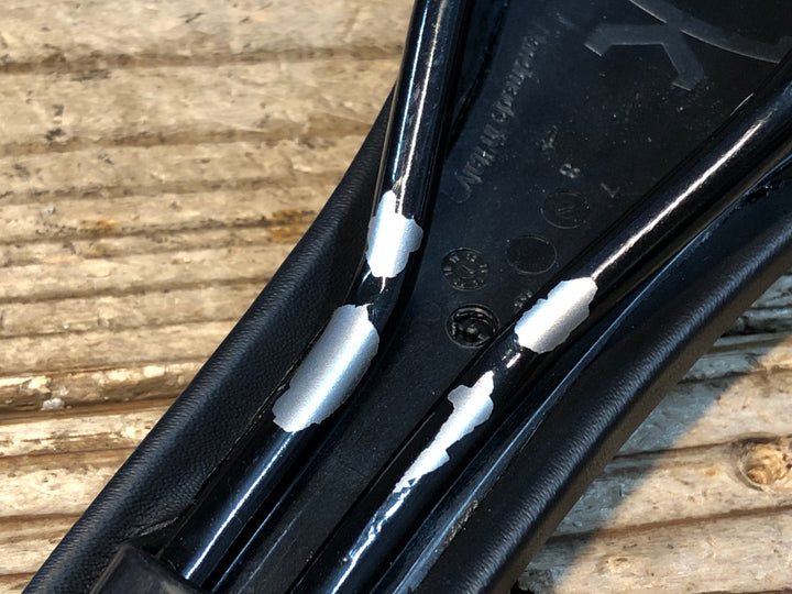JS781 フィジーク FIZIK ARIONE DONNA サドル MANGANESEレール 147mm