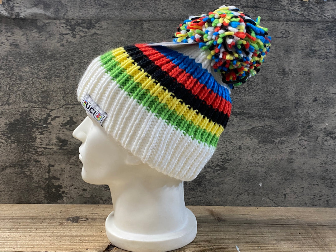 KB365 UCI BIG BOBBLE HATS サイクルキャップ ニット帽 ワンサイズ