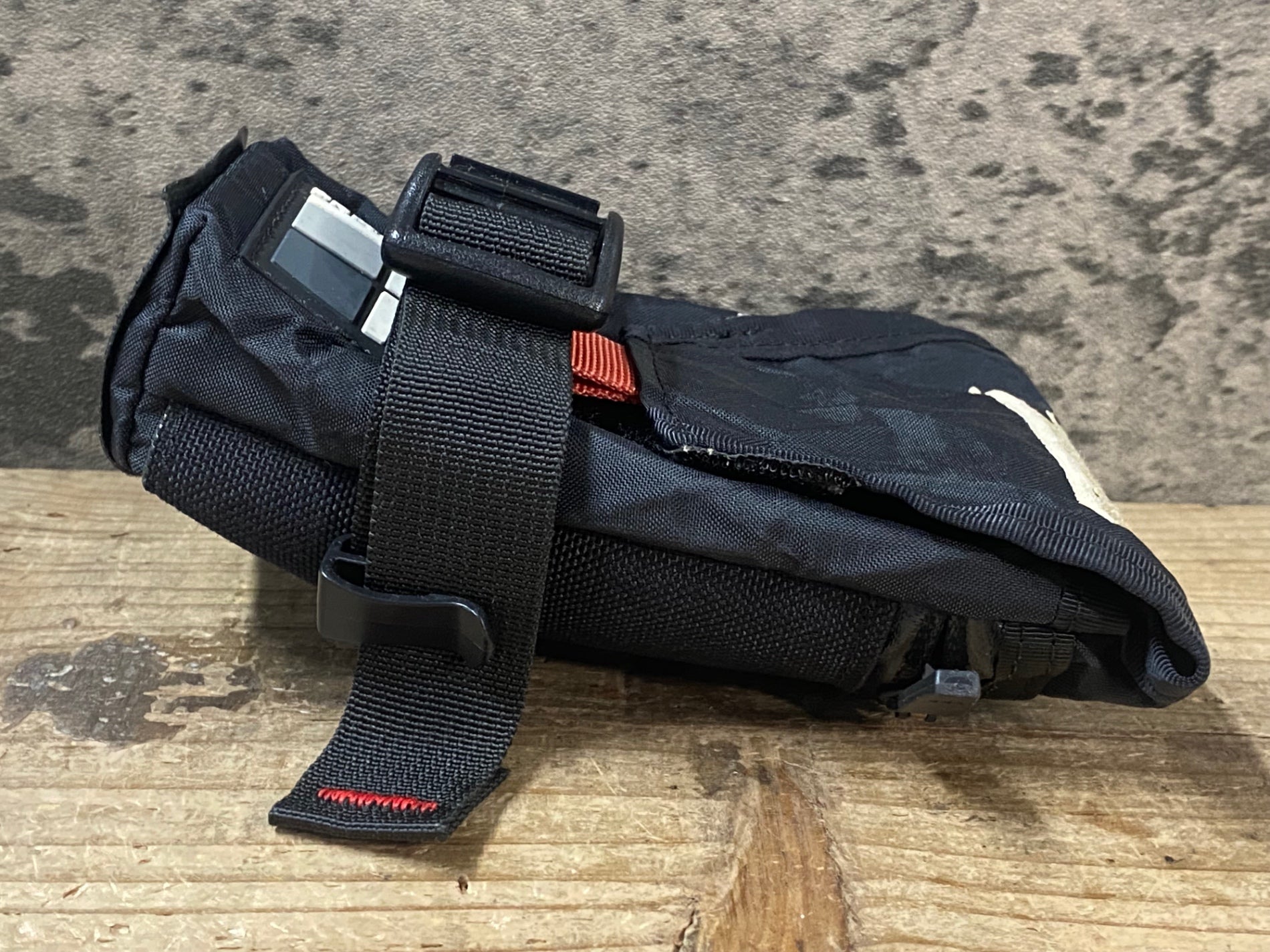 JV492 インサイドラインエキップメント INSIDE LINE EQUIPMENT SEAT