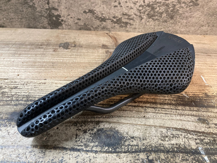 JN515 フィジーク fizik アンタレス ANTARES VERSUS EVO 00 ADAPTIVE サドル カーボンレール