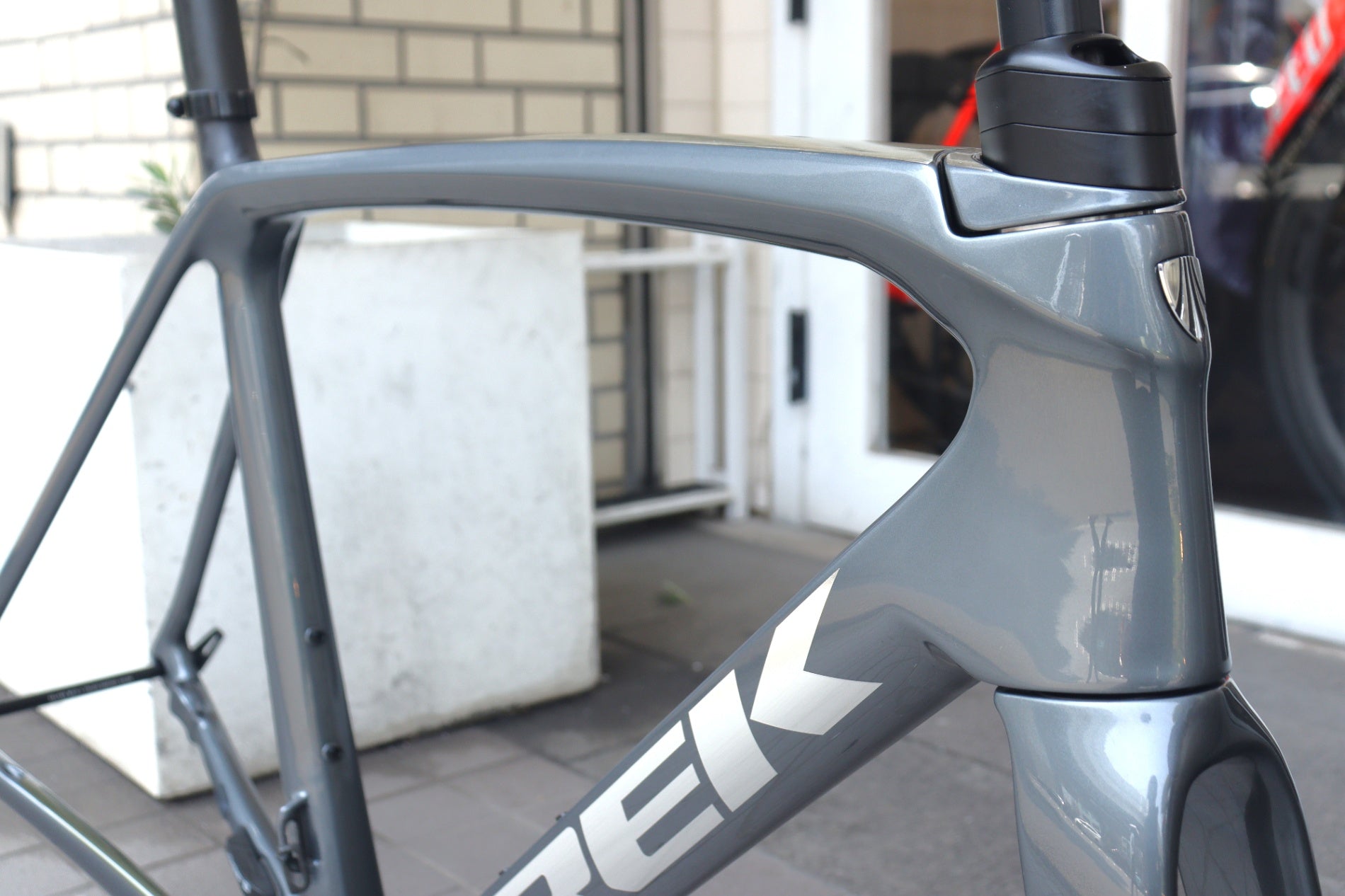 トレック TREK エモンダ EMONDA SL6 DISC 2021モデル 56サイズ