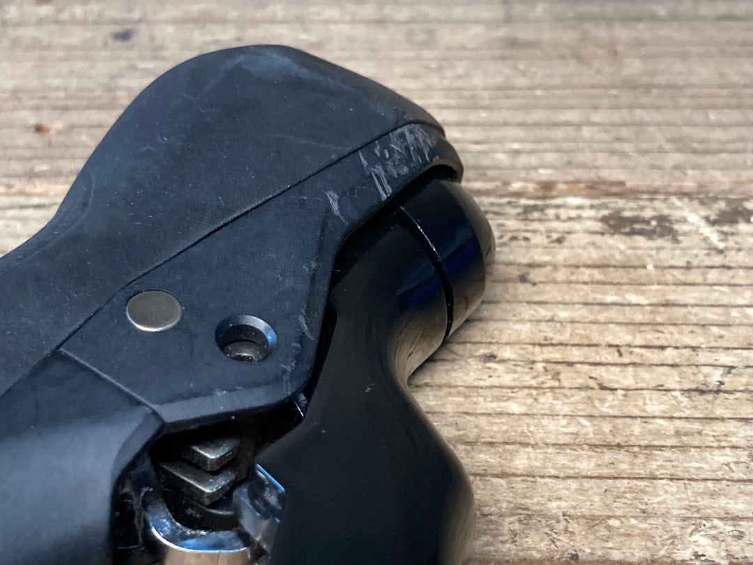 JL065 シマノ SHIMANO 105 ST-R7020 STIレバー 11S 右 ※クランプ欠品、ホース取り付け部クラックのためジャンク