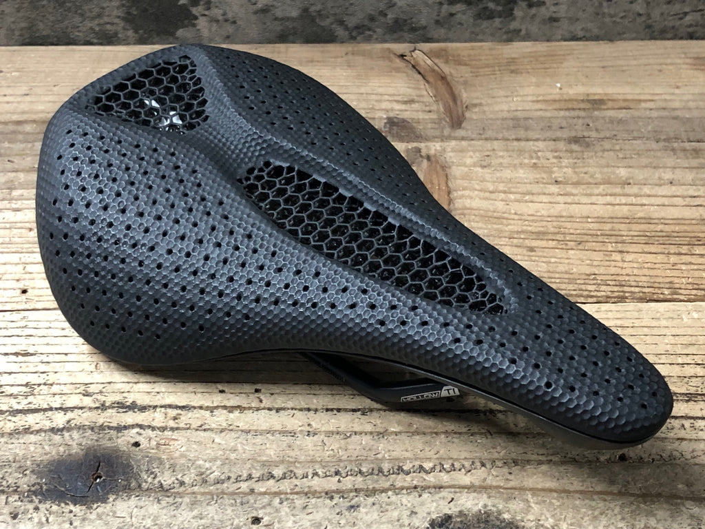 KD830 スペシャライズド SPECIALIZED POWER PRO MIRROR サドル 黒