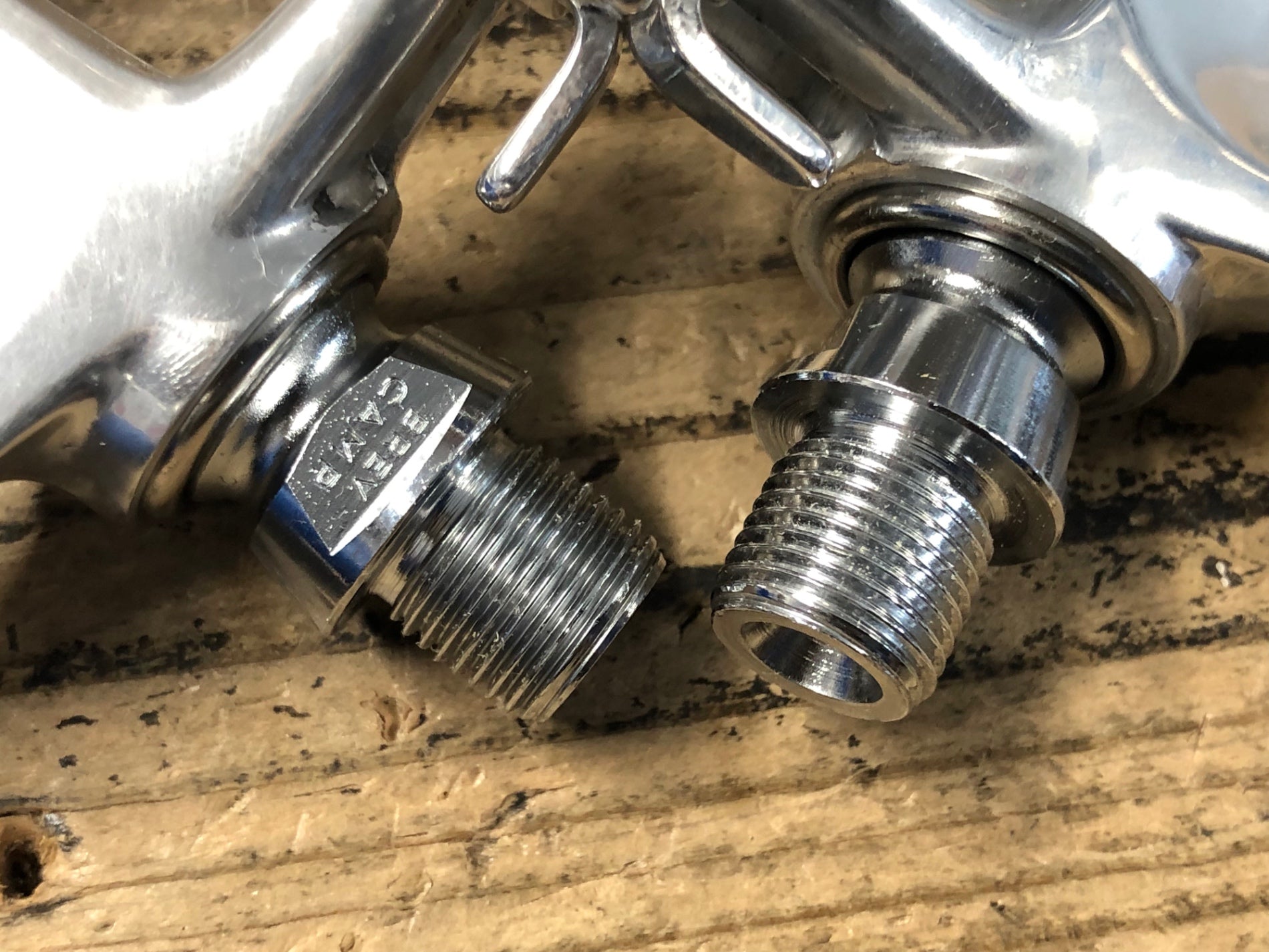 KH591 未使用箱入り カンパニョーロ Campagnolo Cレコード期 コーラス