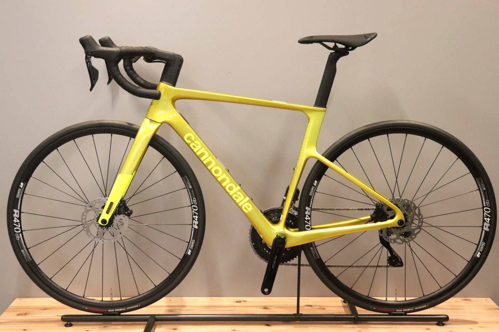 未使用 キャノンデール CANNONDALE スーパーシックス SUPERSIX EVO 3